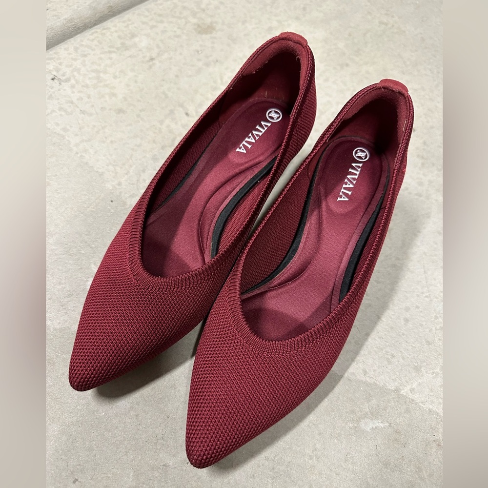 Vivaia kitten heels